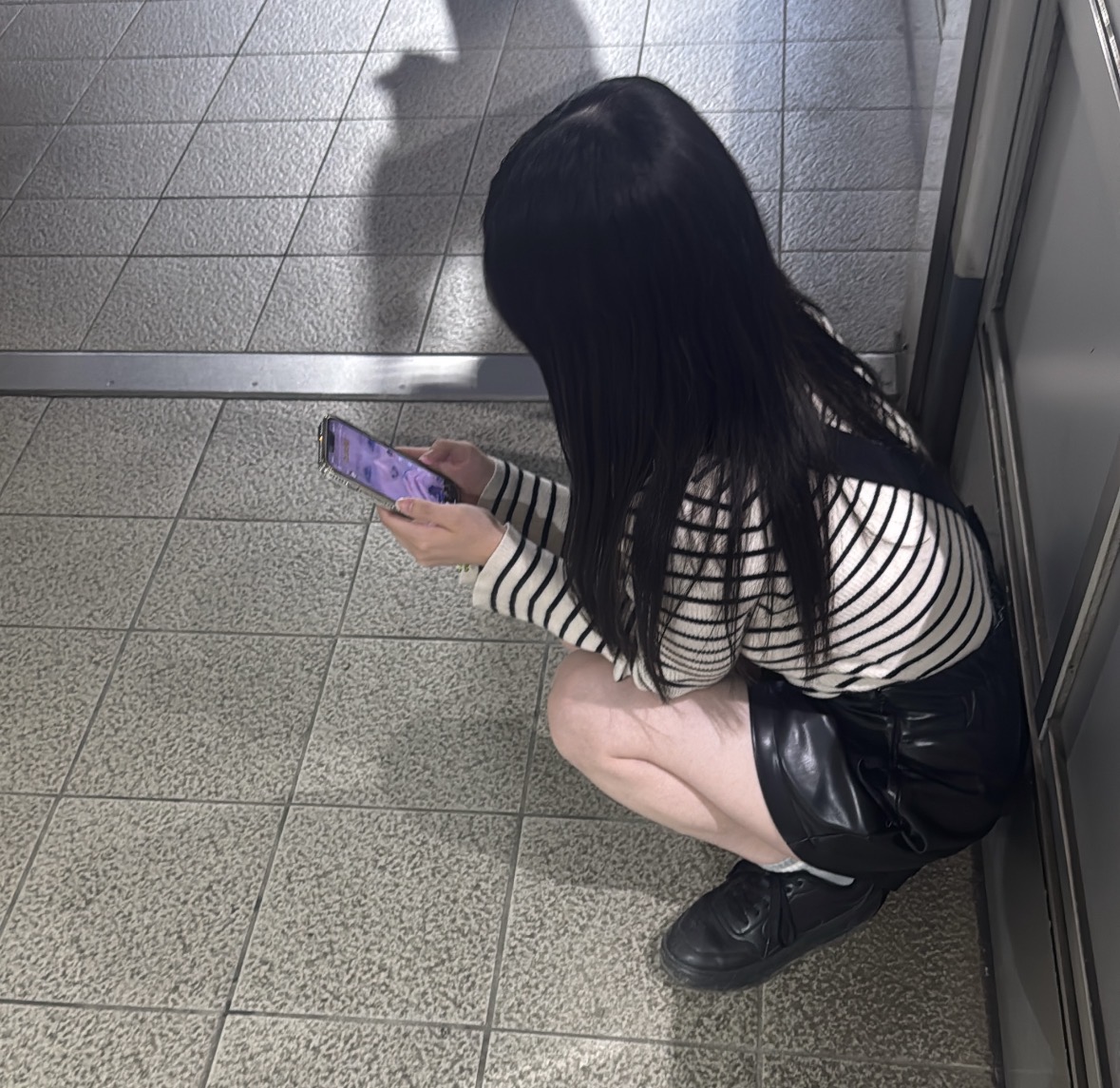 駅で家出JKを拾ったんやが